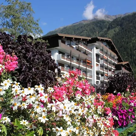 Periades, Daire Chamonix